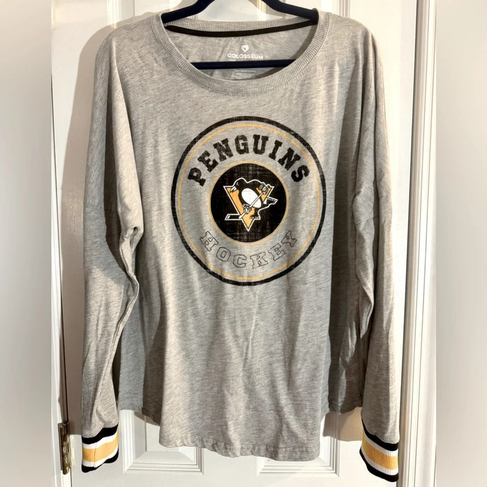 Women’s Pittsburgh Penguins Long Sleeve Gray T-Shirt Striped Cuffs NHL Size XL - Picture 1 of 10